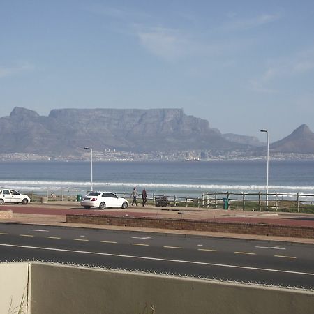 Blouberg Beachfront Accommodation Bloubergstrand Exteriér fotografie