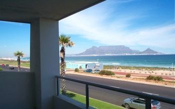 Blouberg Beachfront Accommodation Bloubergstrand Exteriér fotografie